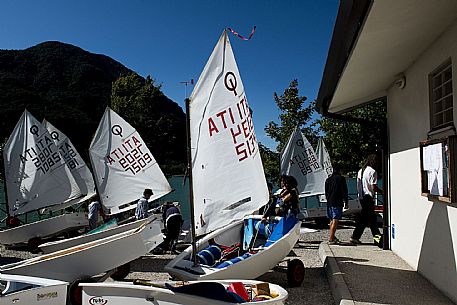 Mini Yacht race at Cavazzo lake